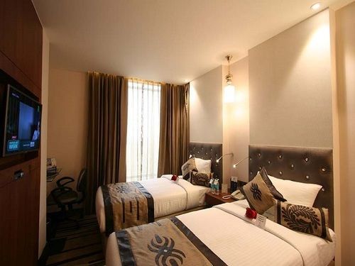 Hotel Jrd Exotica-Business Hotel Yeni Delhi Dış mekan fotoğraf